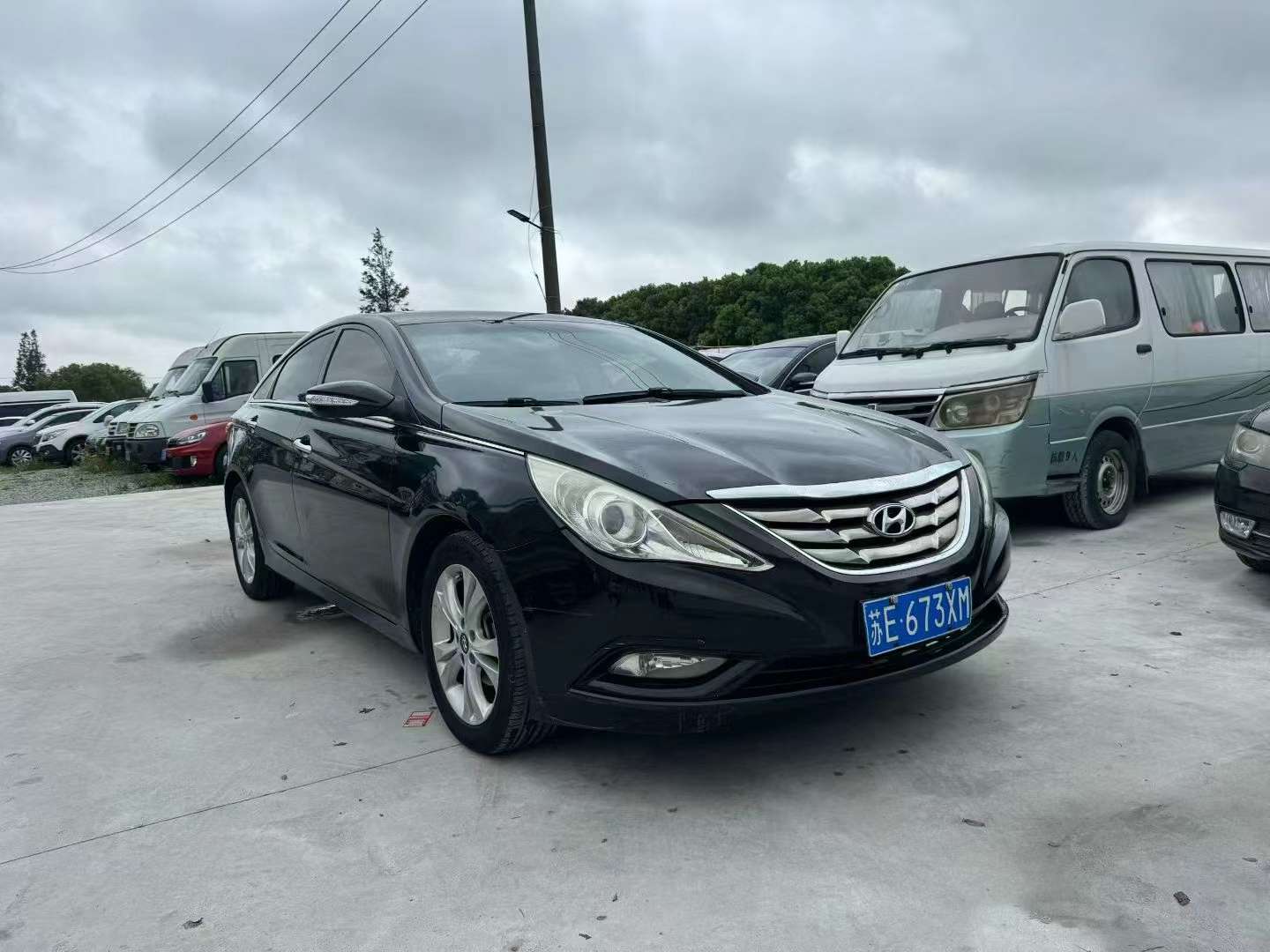 Hyundai Sonata 2.0L Automatic Sunroof 3