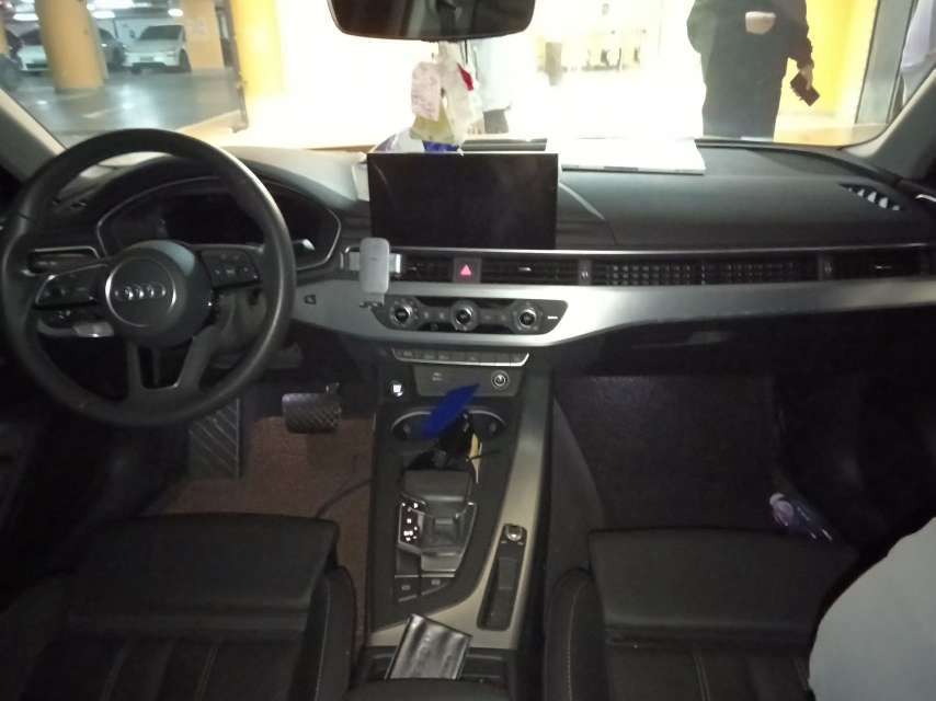 Audi A4L 2.0T 40 Fashion Dynamic Edition 5