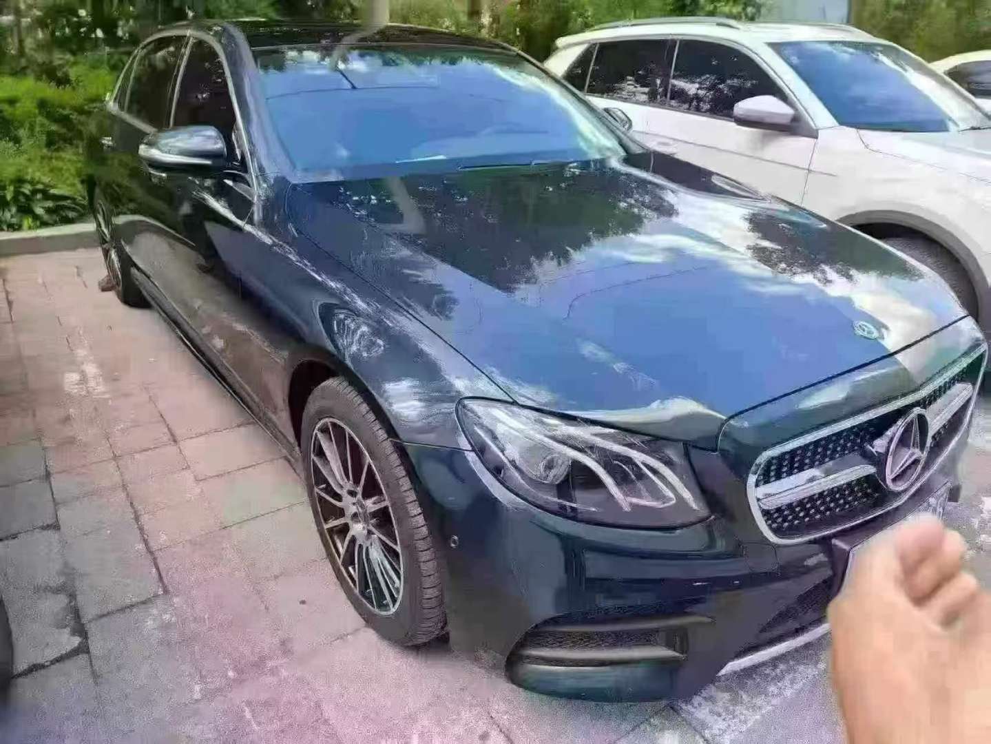 Mercedes-Benz E-Class E200 4