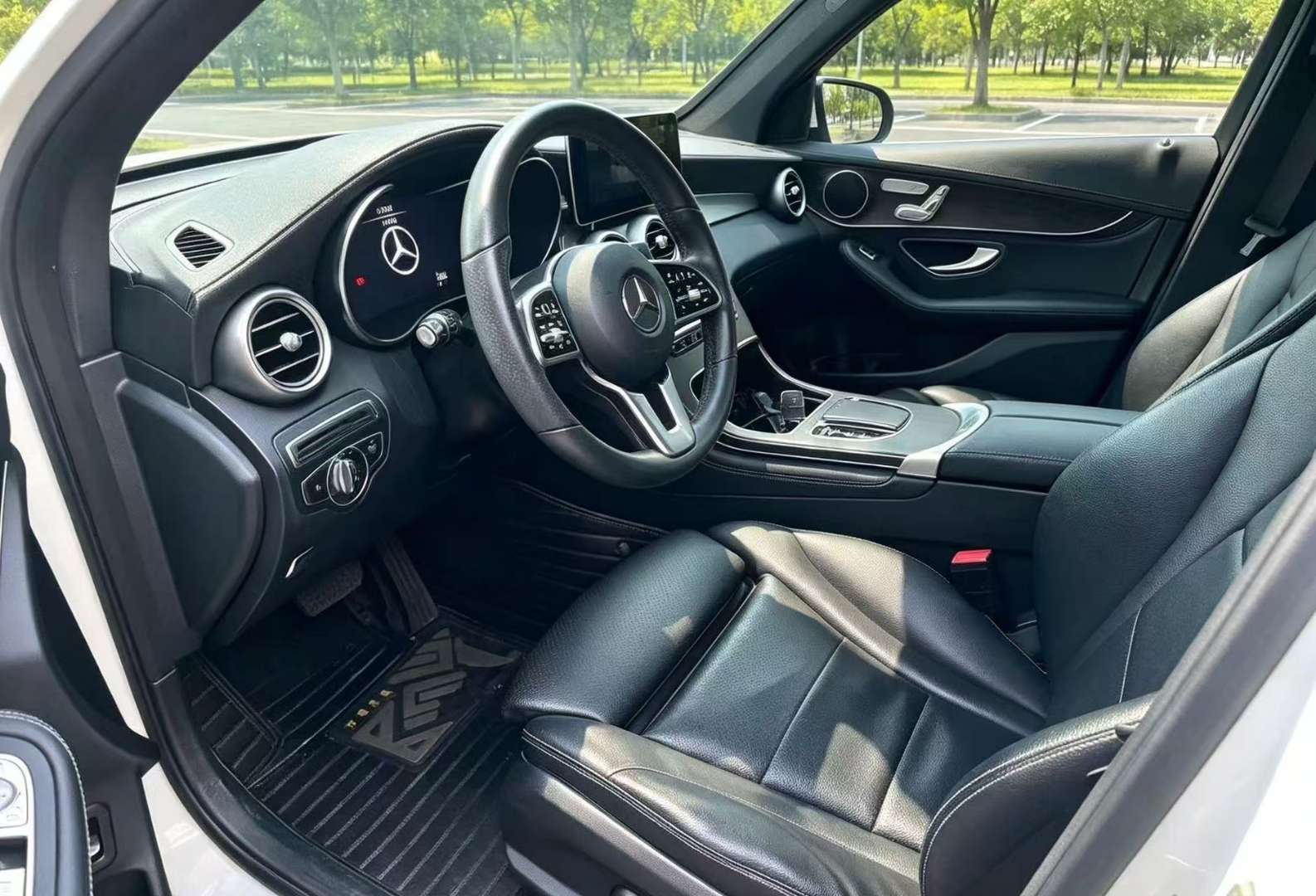 Mercedes-Benz C-Class C260 1.5T Star Brilliance Limited Edition 4