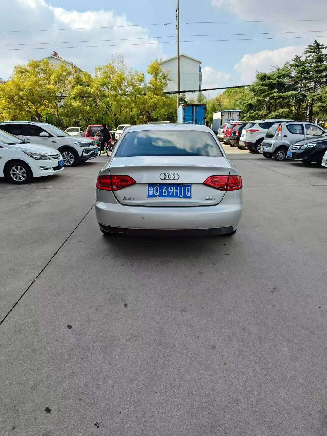 Audi A4L 2010 2.0T Sport High Spec 5