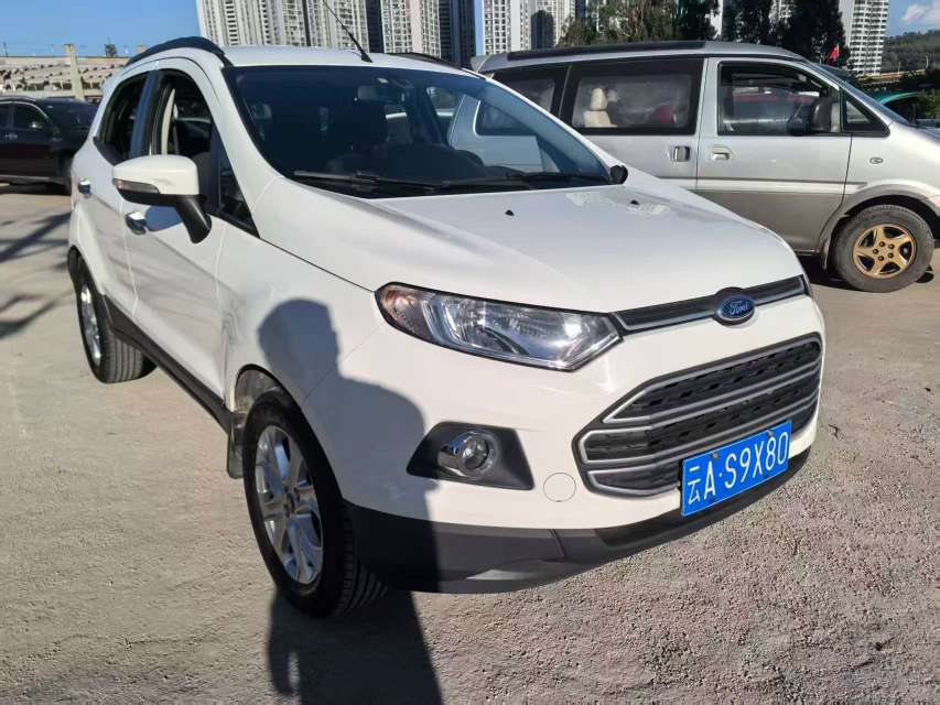 Ford EcoSport 1.5L Manual 3