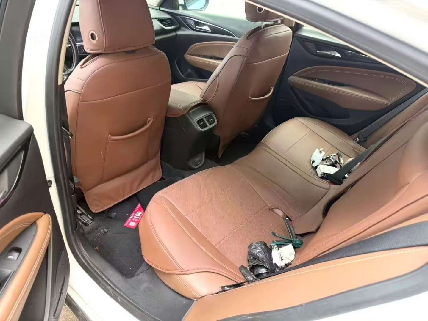 Buick Regal 1.5T Luxury Edition 6
