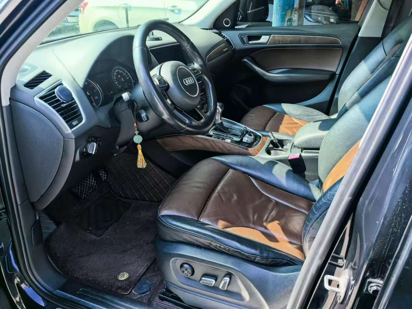Audi Q5 5