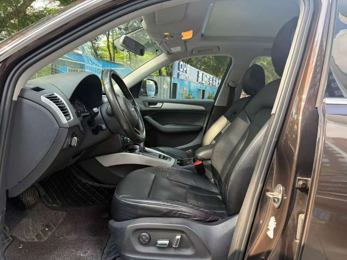 Audi Q5 2.0T Progress Edition 8