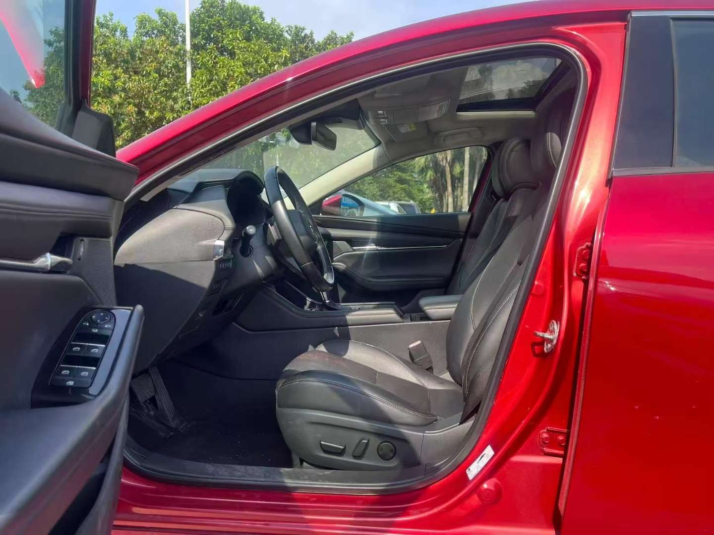 Mazda Mazda3 2020 2.0L e-SKYACTIV X Premium 7