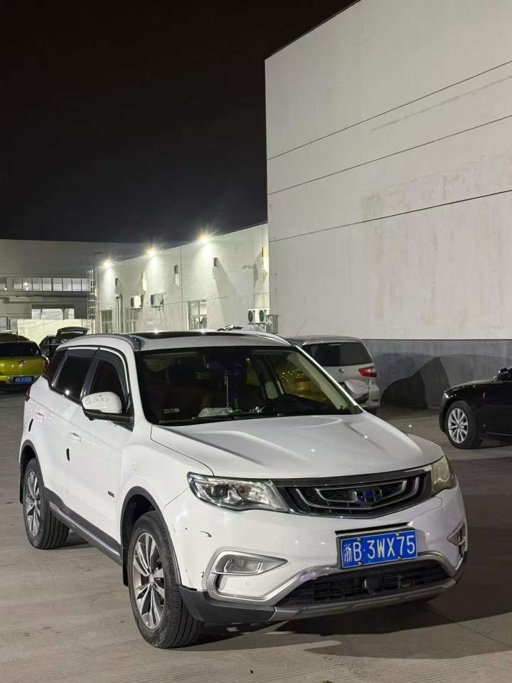 Geely Boyue 2017 1.8T AWD Supreme Edition 3