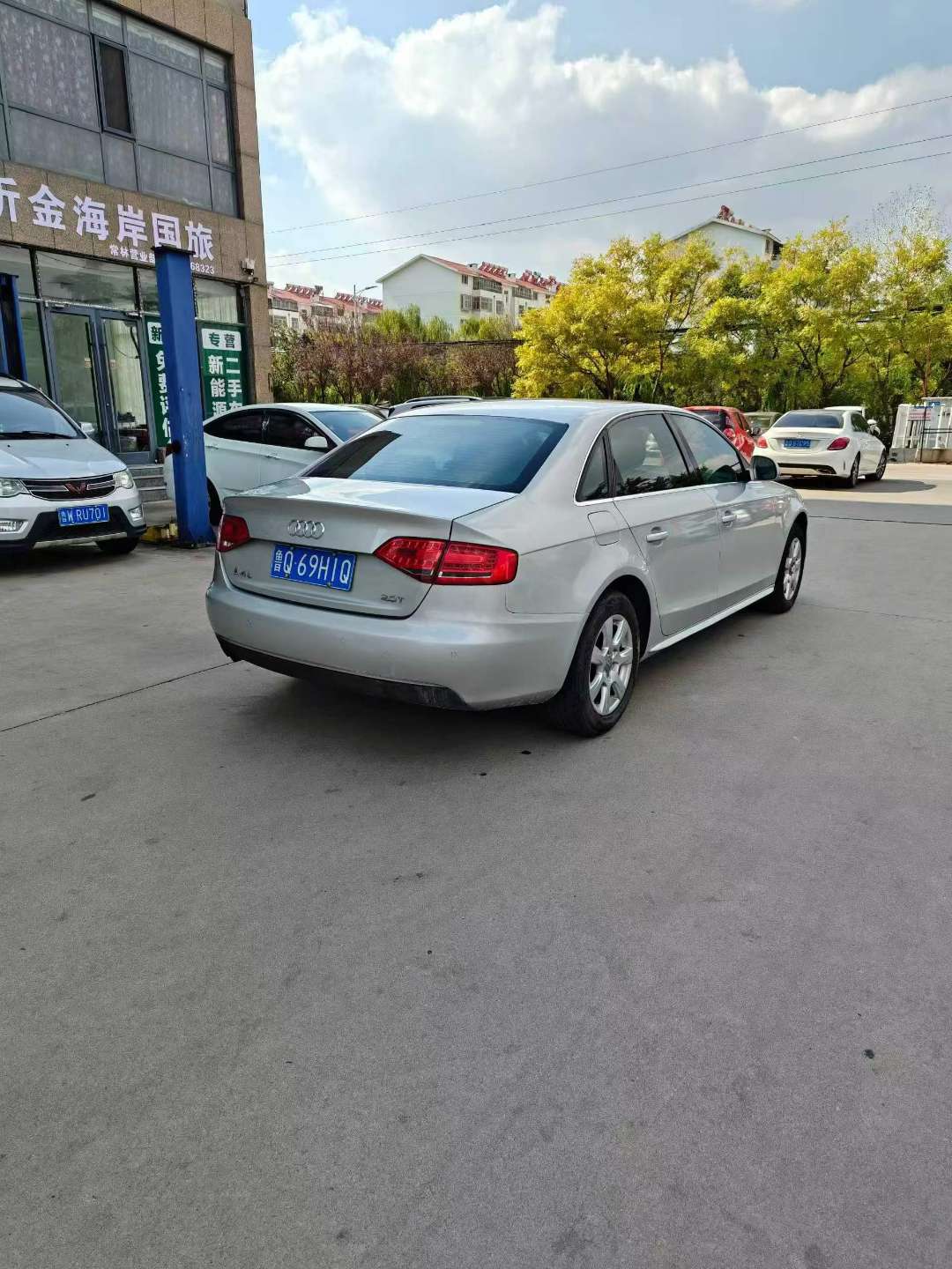 Audi A4L 2010 2.0T Sport High Spec 6