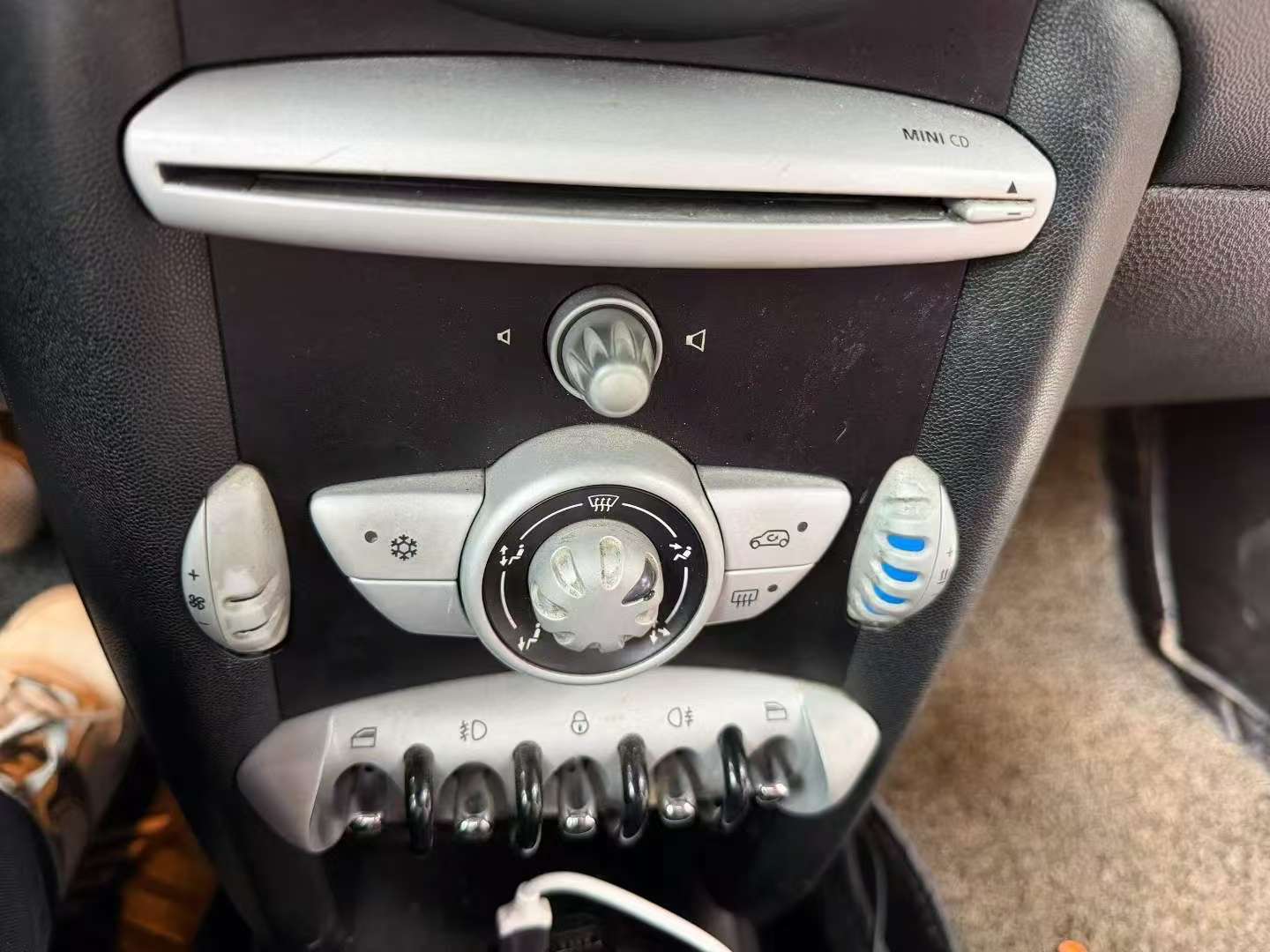 BMW MINI 9