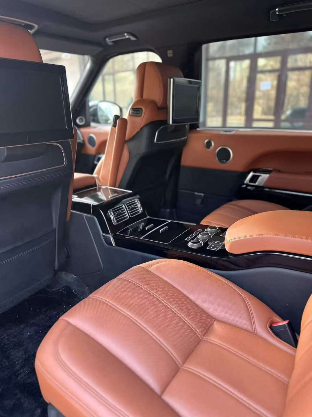 Land Rover Range Rover 5.0T Autobiography LWB 6