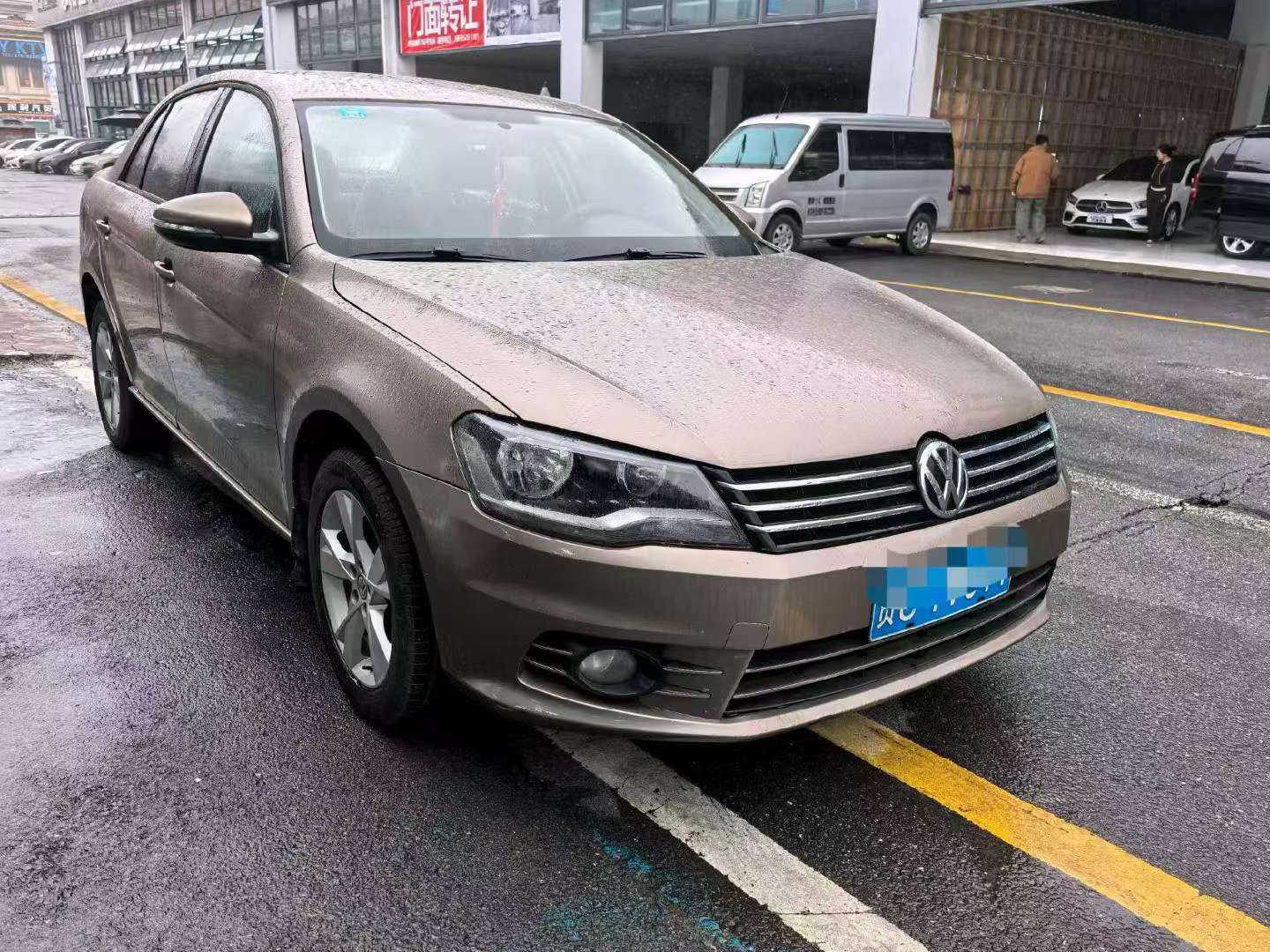 Volkswagen Bora 1.6L Automatic