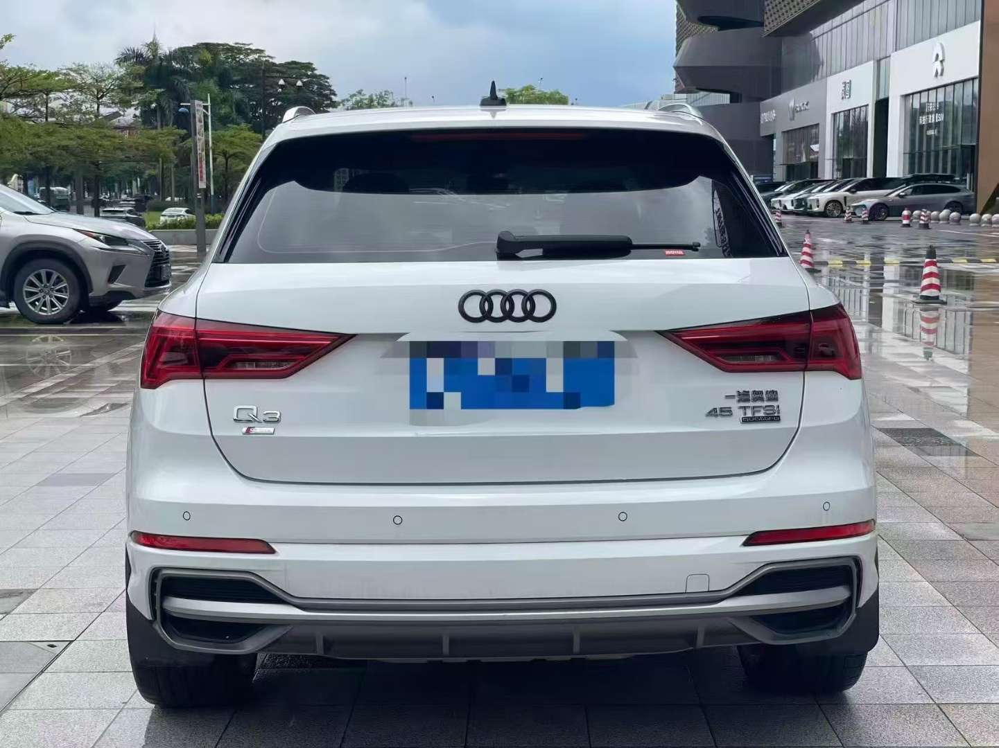 Audi Q3 2021 2.0T 45TFSI AWD Luxury Dynamic Top Trim 3