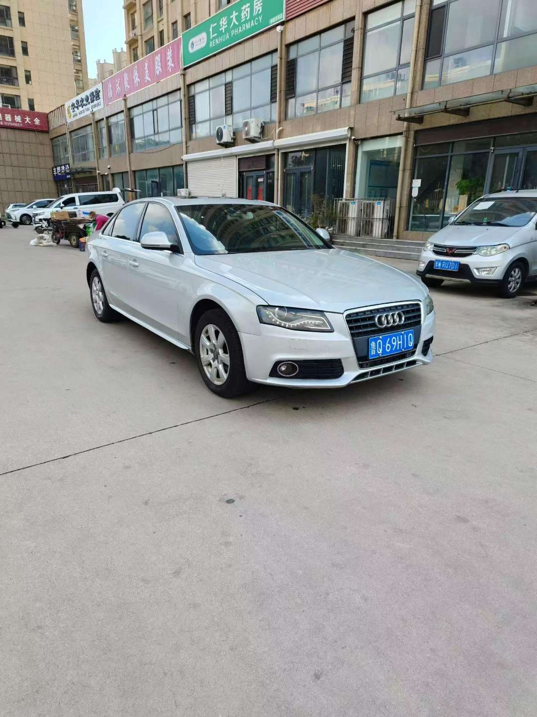 Audi A4L 2010 2.0T Sport High Spec 3