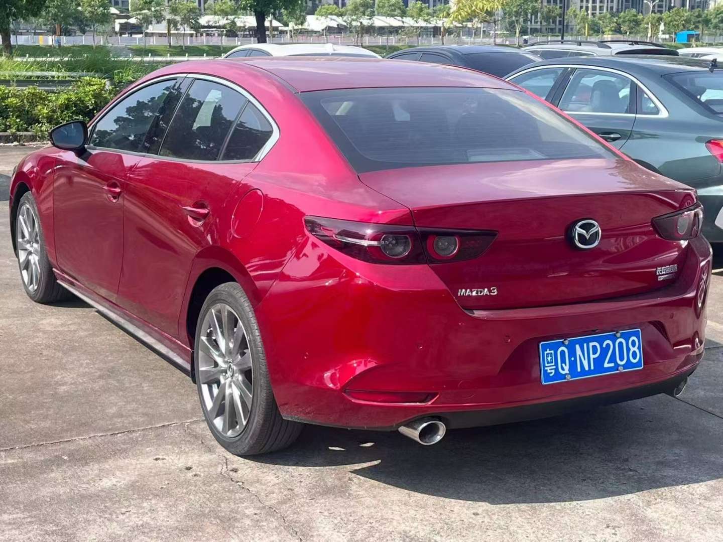 Mazda Mazda3 2020 2.0L e-SKYACTIV X Premium 4