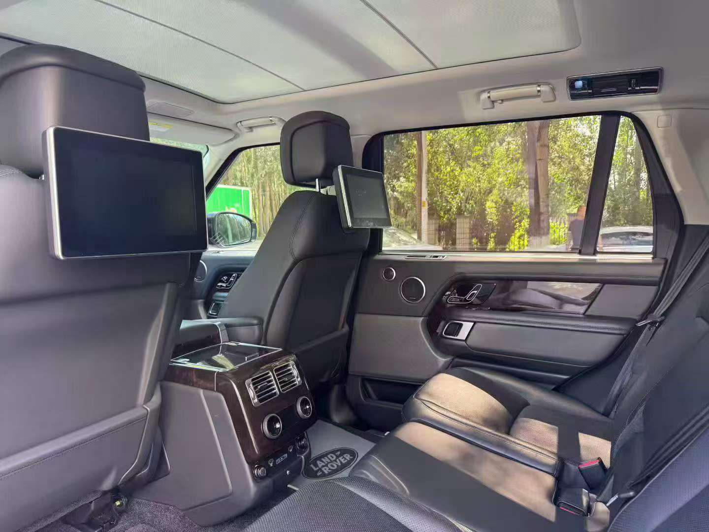 Land Rover Range Rover Vogue 2020 Heritage Extended Classic Edition 3.0T L6+48V 6