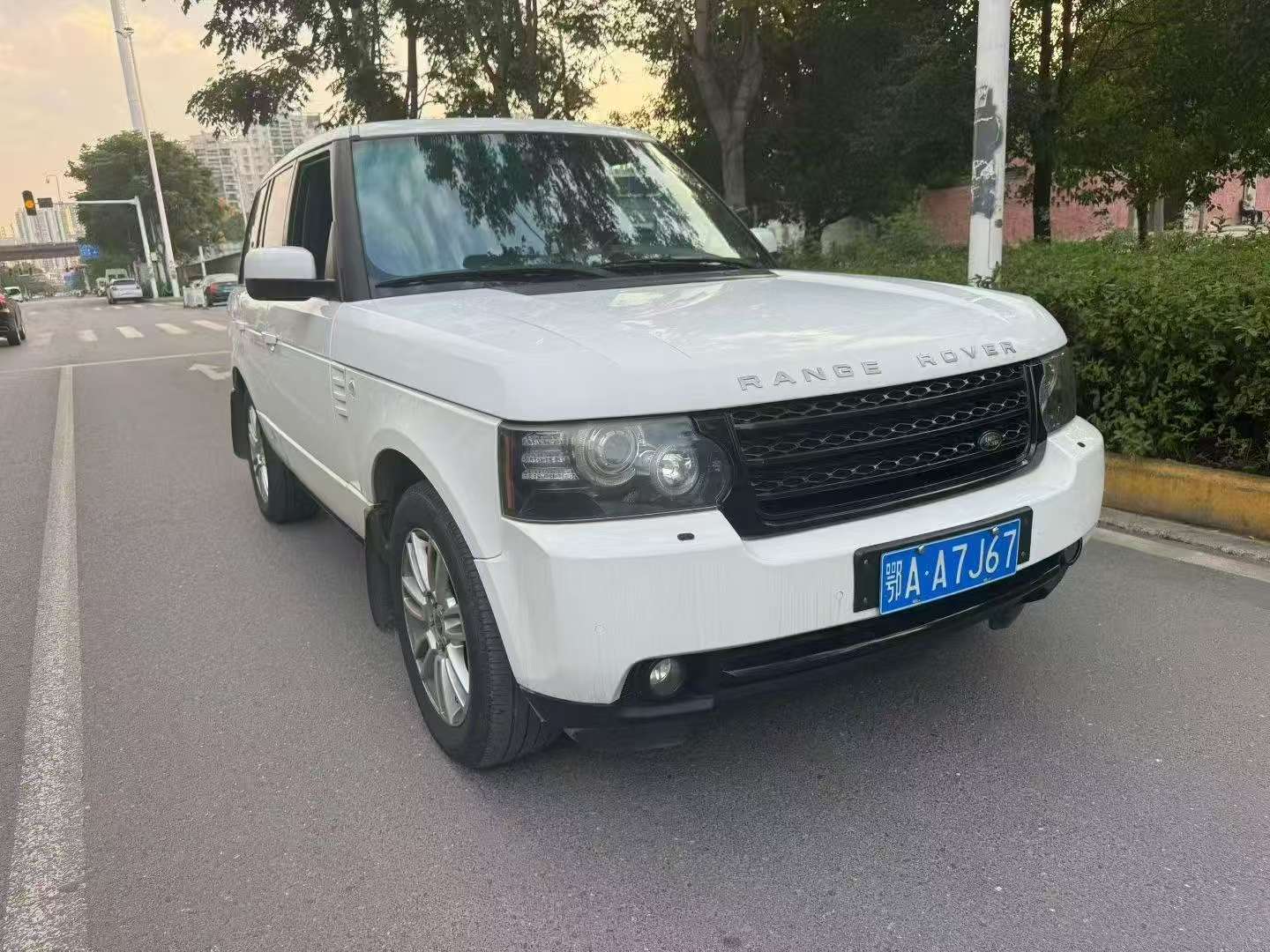 Land Rover Range Rover 2