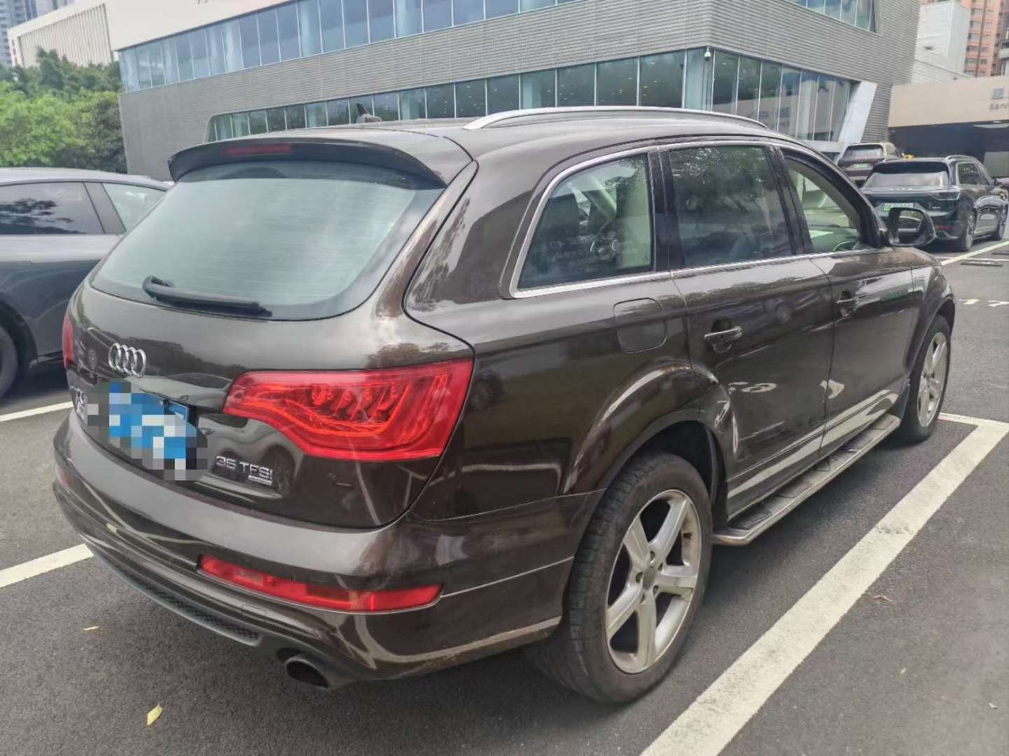 Audi Q7 3.0T Automatic Sunroof 4WD Sport Edition 7-Seater 2