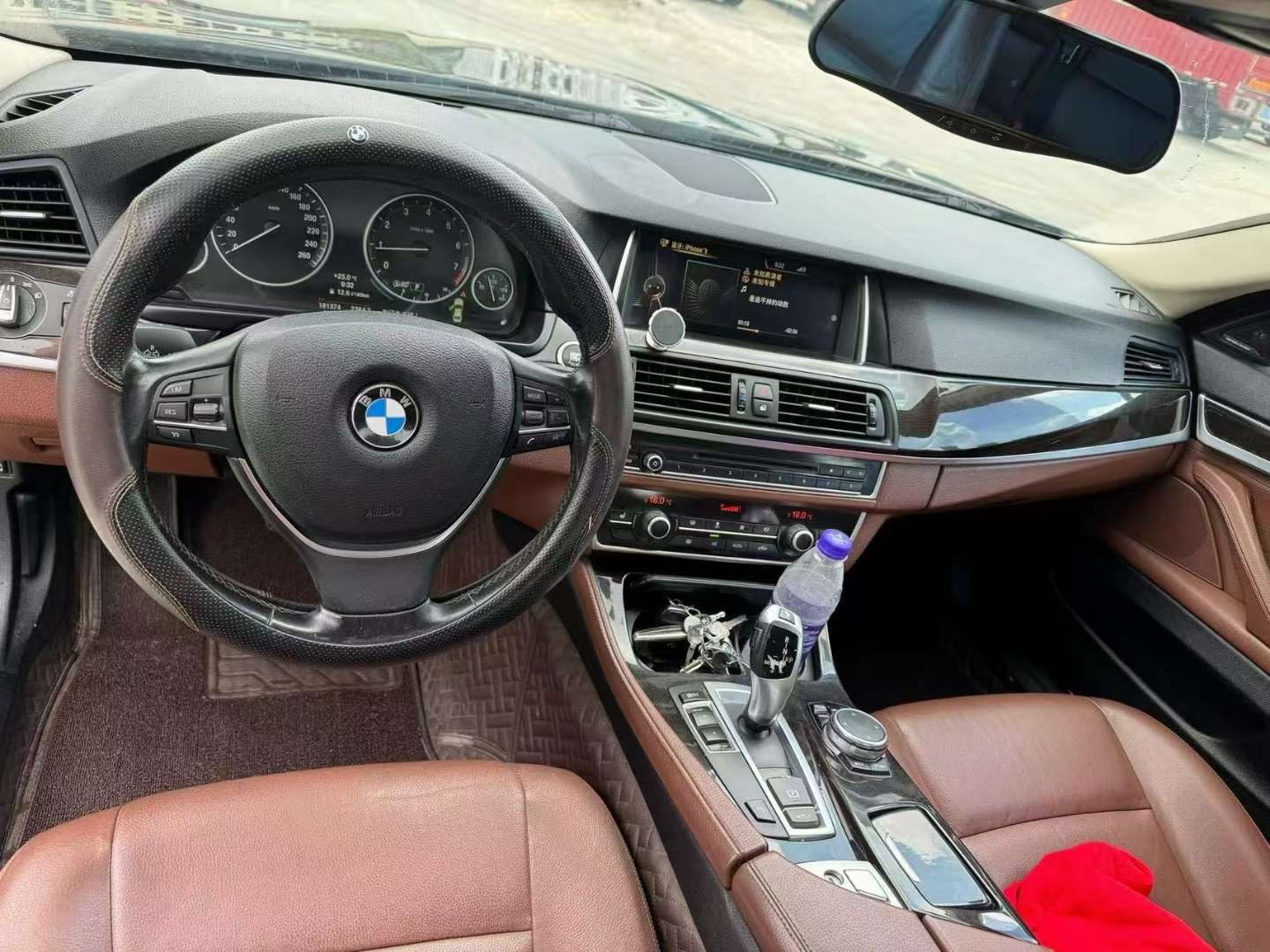 BMW 5 Series 525Li 2.0T Sport Design Package 6
