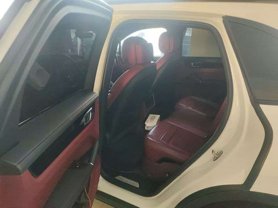 Porsche Cayenne Cayenne Hybrid 5