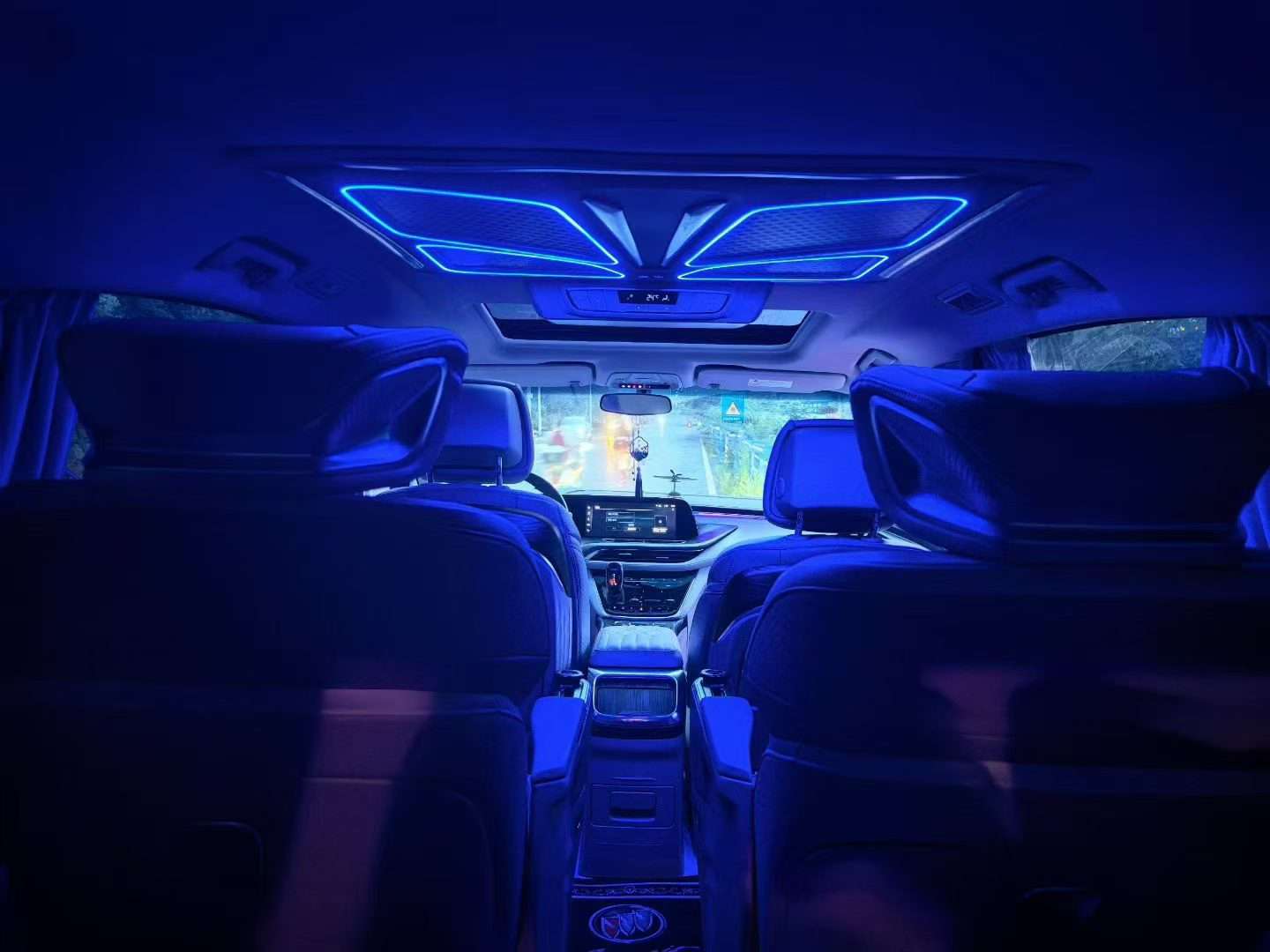 Buick GL8 ES Lu Zun 653 Luxury 8