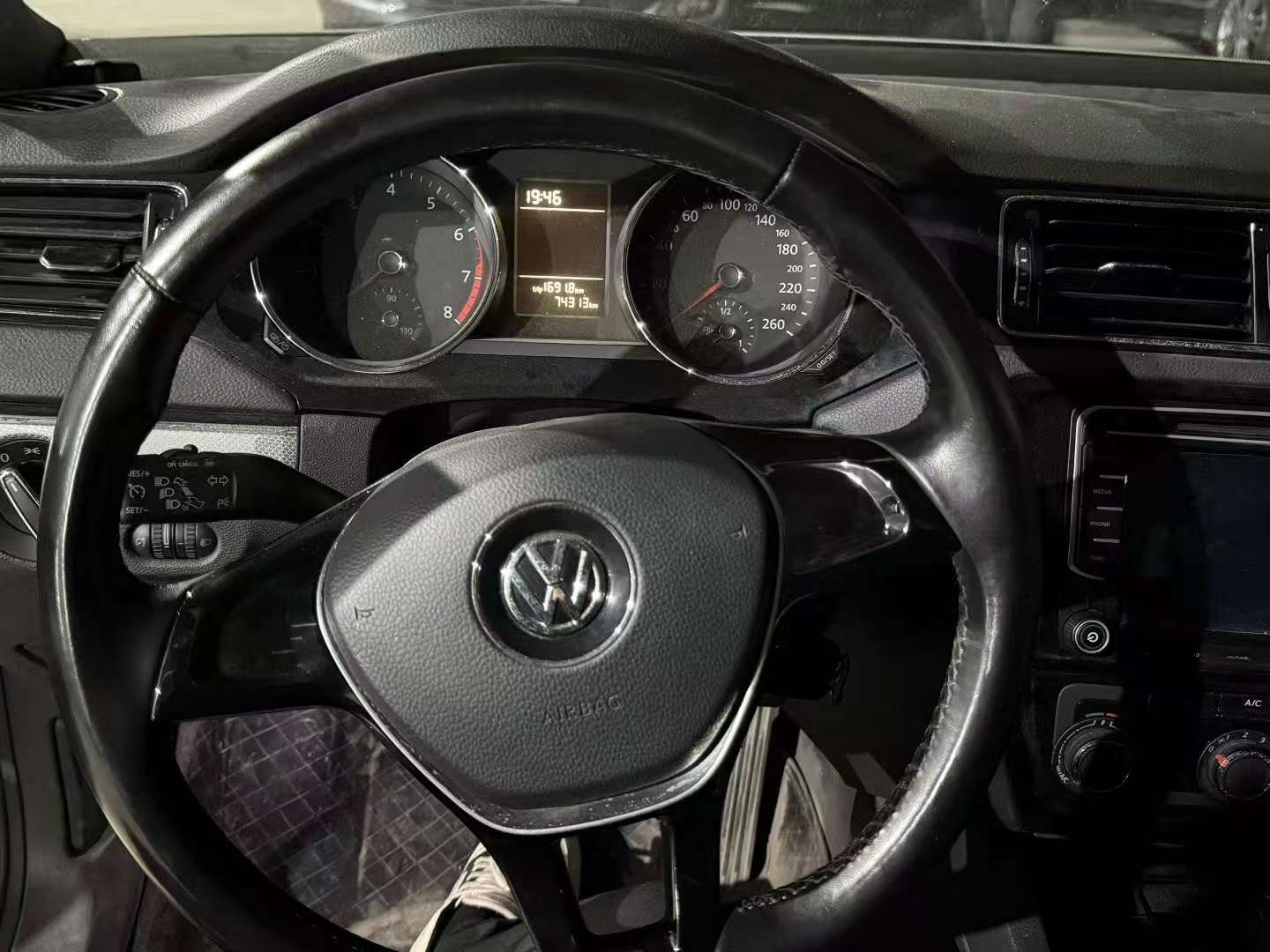 Volkswagen Sagitar 2015 1.4T 4