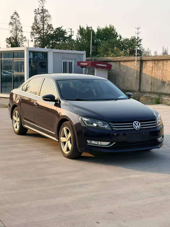 Volkswagen Passat 2015 1.8T Automatic Sunroof 3