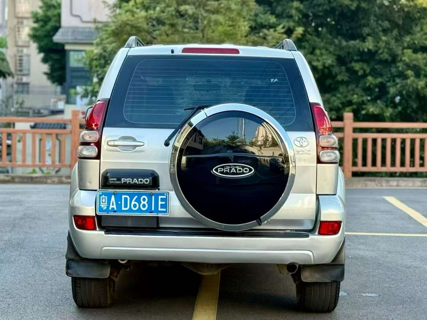 Toyota Prado 2700 GX 9