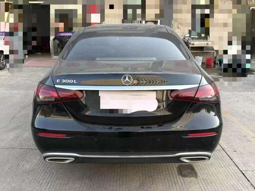 Mercedes-Benz E-Class 2.0T Elegance 3