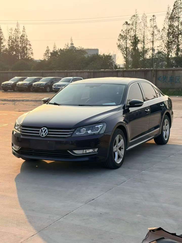 Volkswagen Passat 2015 1.8T Automatic Sunroof