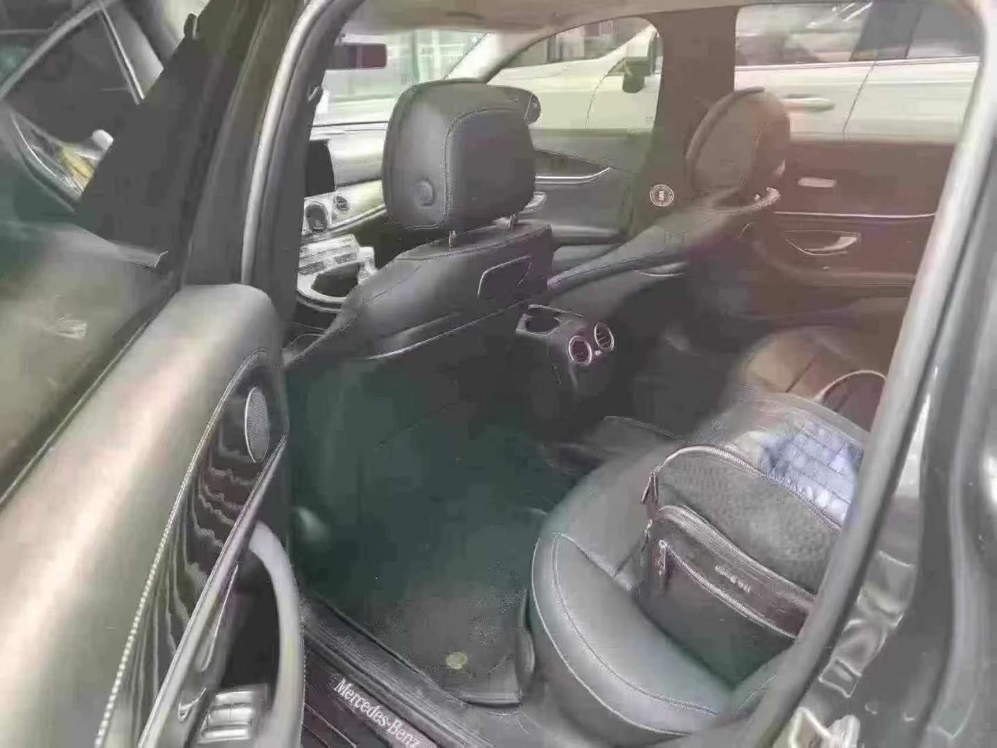 Mercedes-Benz E-Class E200 7