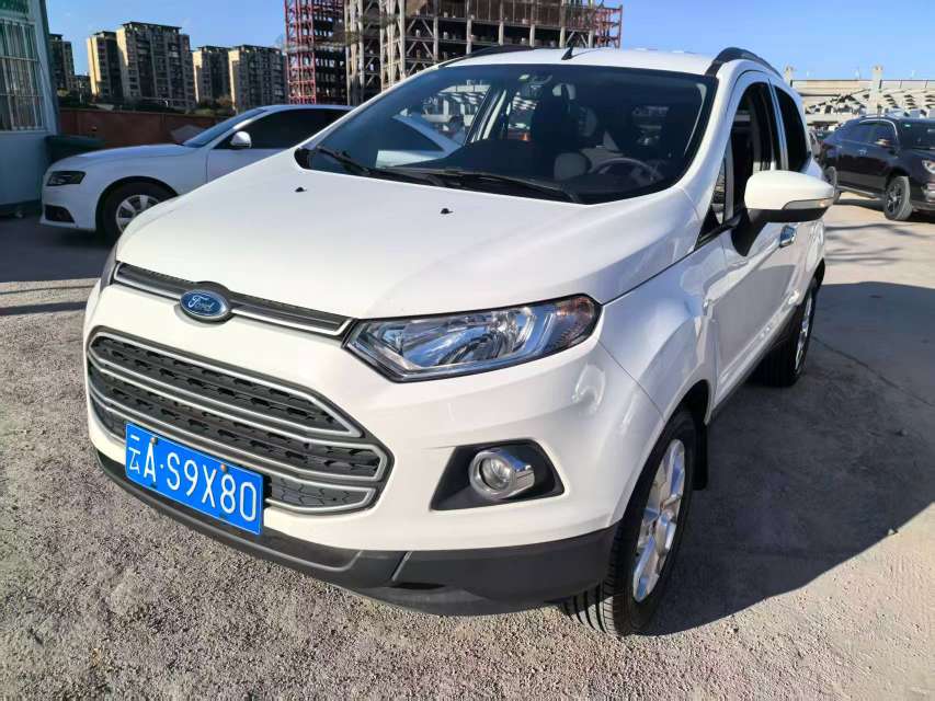Ford EcoSport 1.5L Manual 4