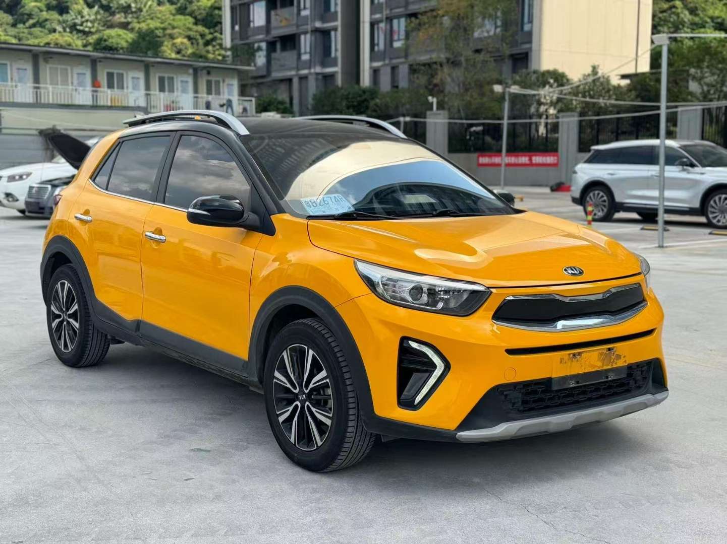 Kia Sonet 1.4L Automatic Fun Edition 2