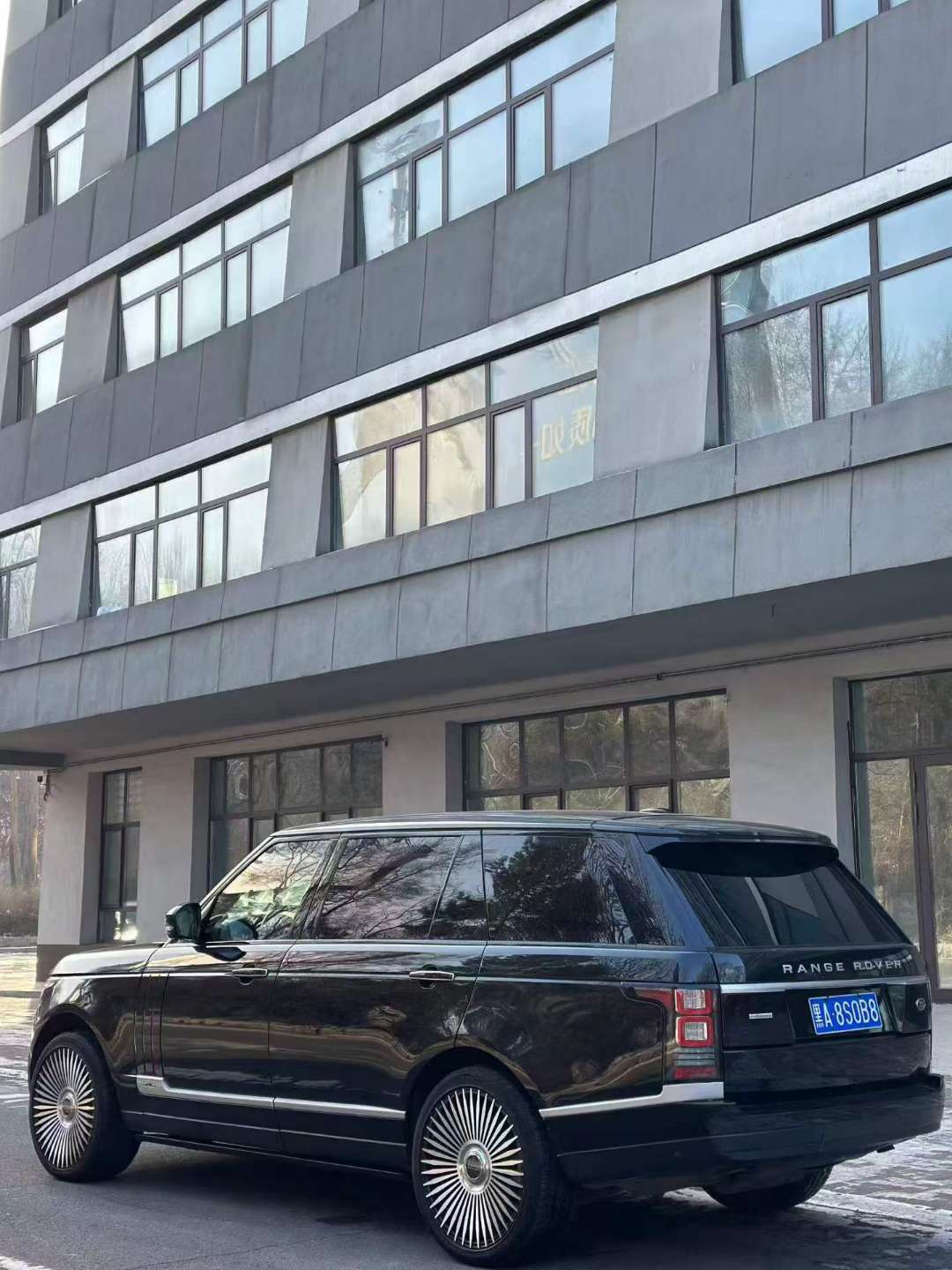 Land Rover Range Rover 5.0T Autobiography LWB 7