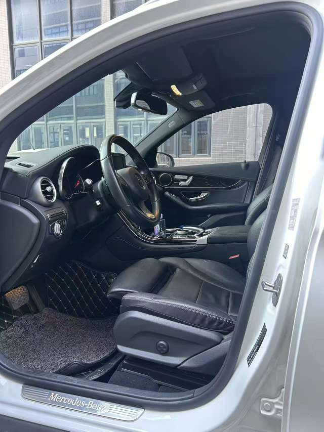 Mercedes-Benz GLC 2.0T Dynamic Edition 6