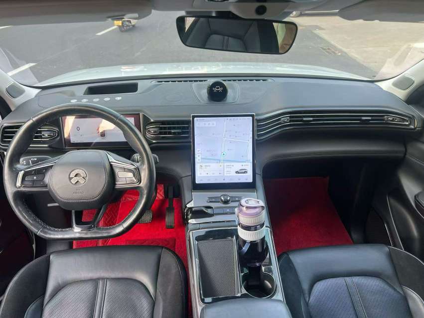 NIO ES6 6