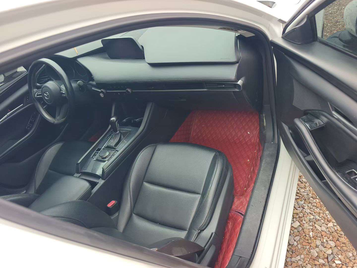 Mazda Axela 1.5L 7