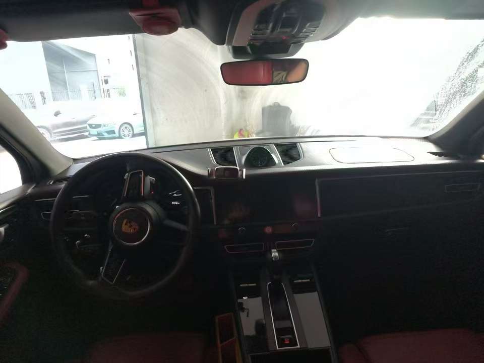 Porsche Macan 2022 2.0T 5