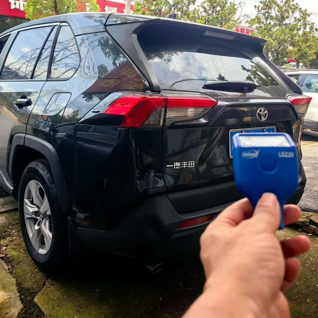 Toyota RAV4 2.0 FWD Urban Edition 7
