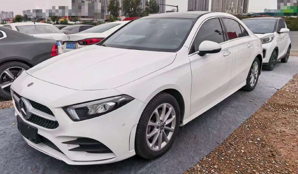 Mercedes-Benz A-Class 2