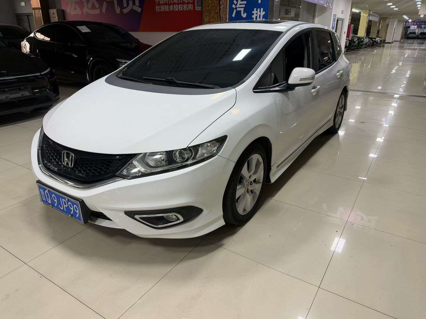 Honda Jade 2014 1.8 EXi Comfort Elite Edition 5-Seater