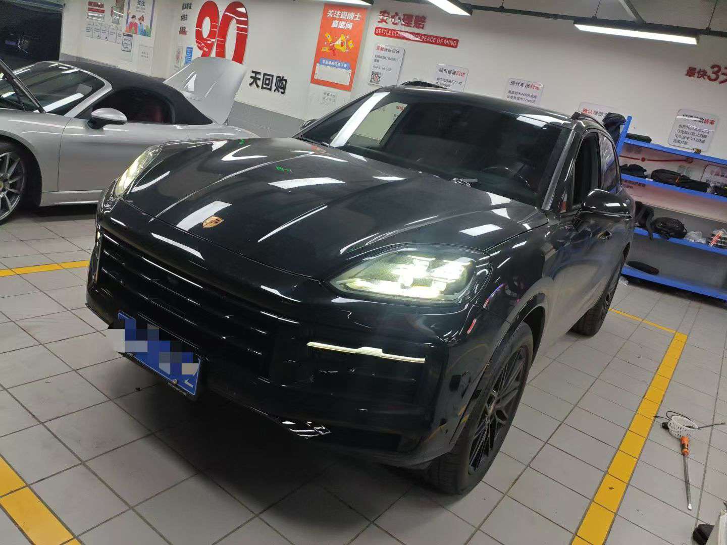 Porsche Cayenne 2025