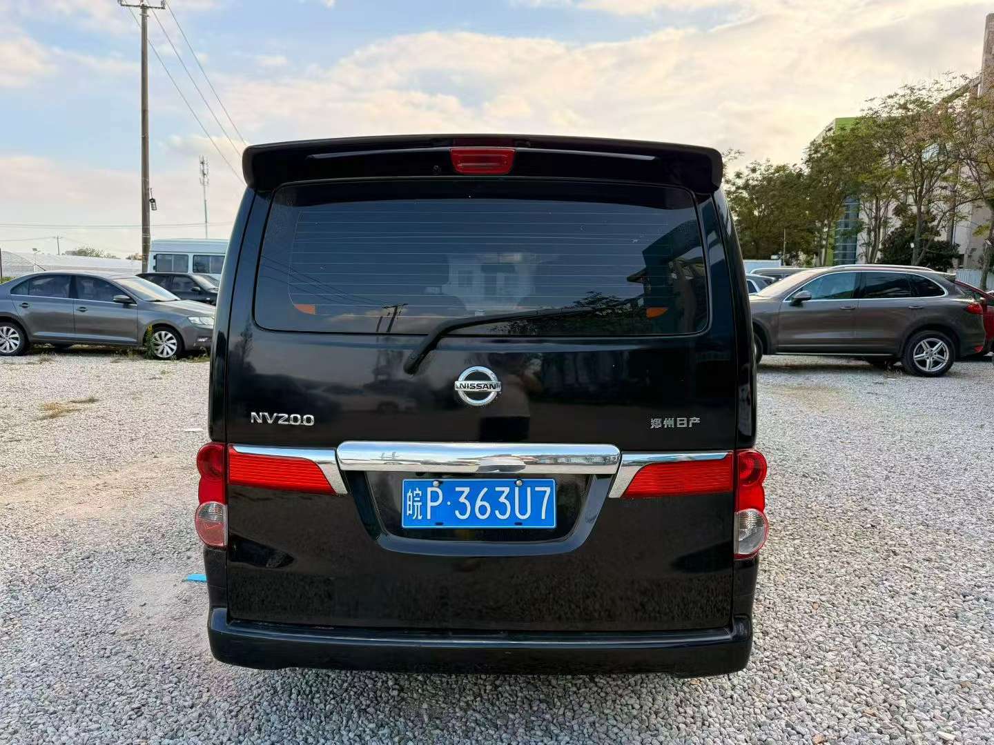 Nissan NV200 1.6L Manual Luxury 7-Seater 4