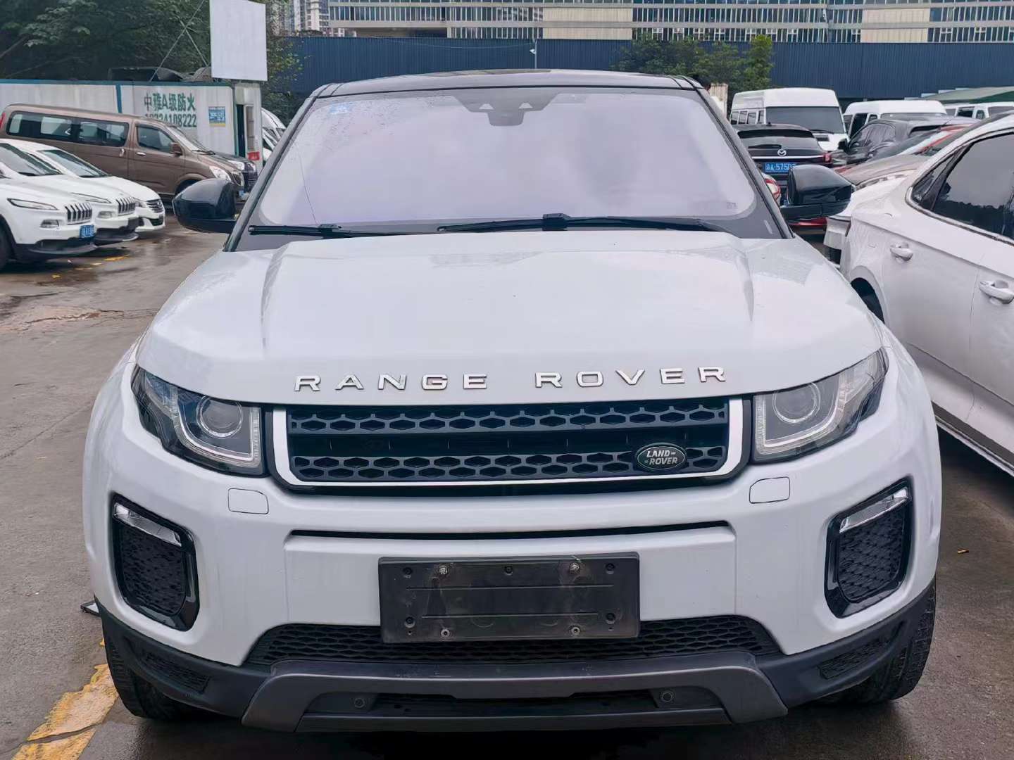 Land Rover Range Rover Evoque 2017 2.0T SE PLUS Executive Edition 2