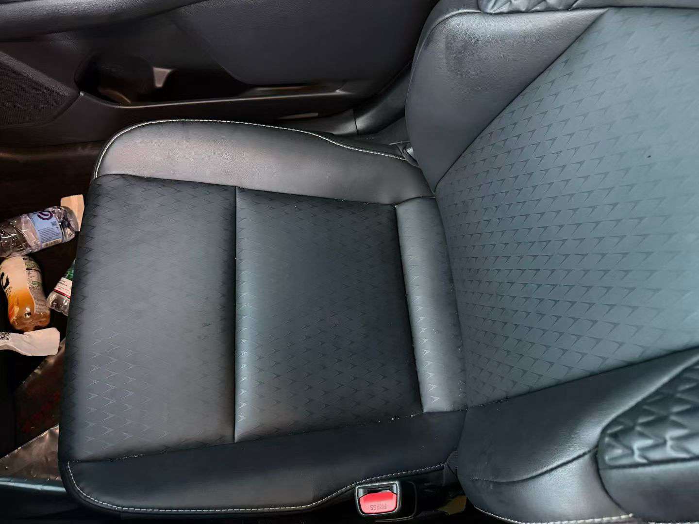 Lexus UX UX260h Explorer 6