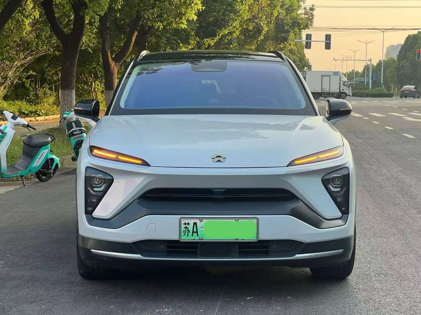 NIO ES6 2