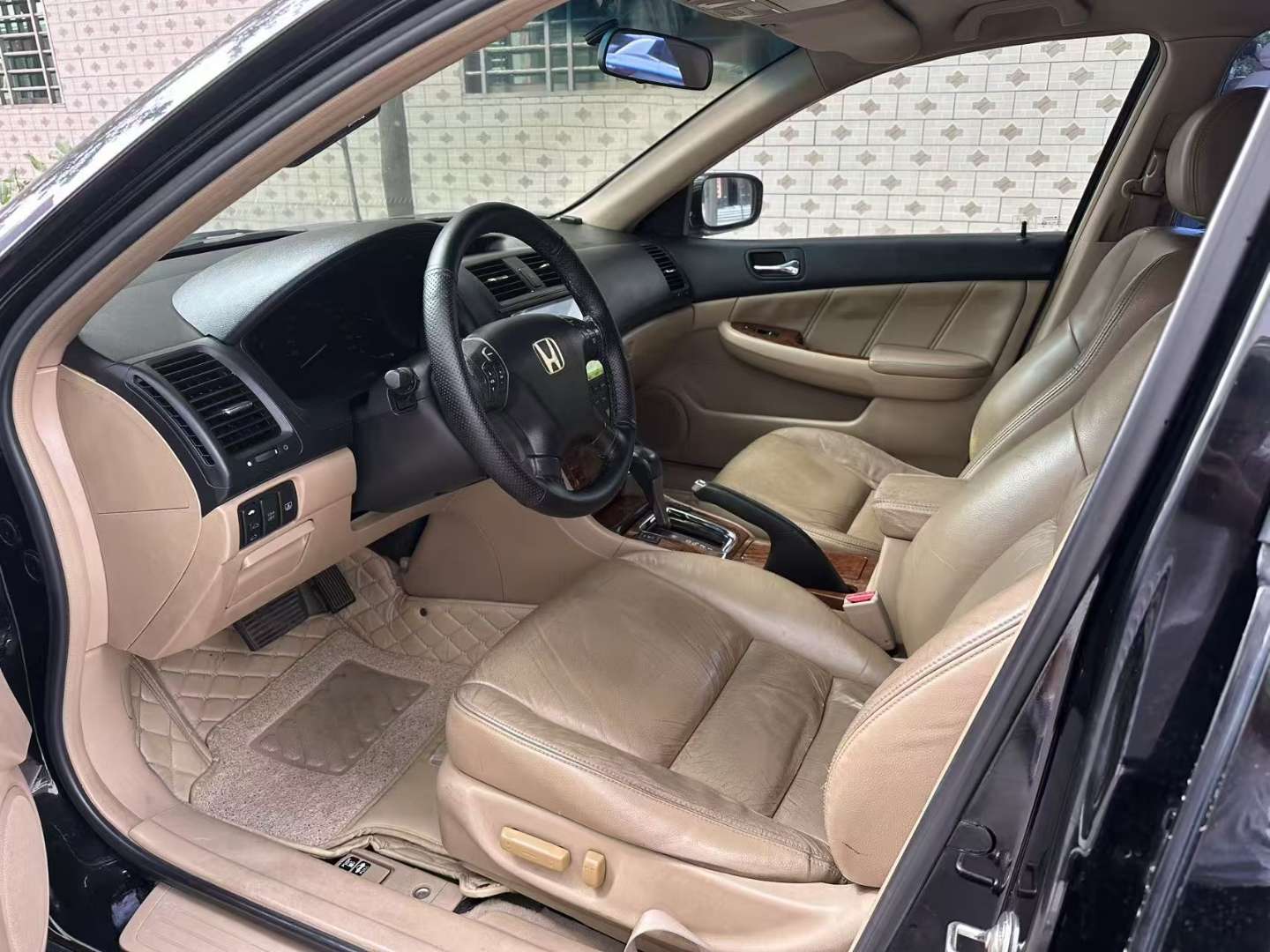 Honda Accord 2007 2.4 Luxury Trim 5