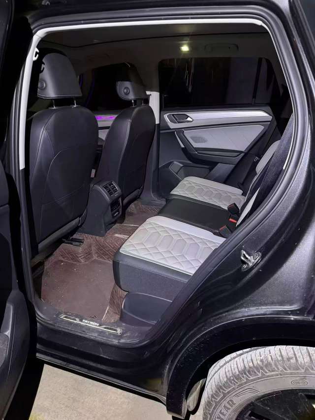 Volkswagen Tayron 330TSI FWD R-Line High Performance Edition 5