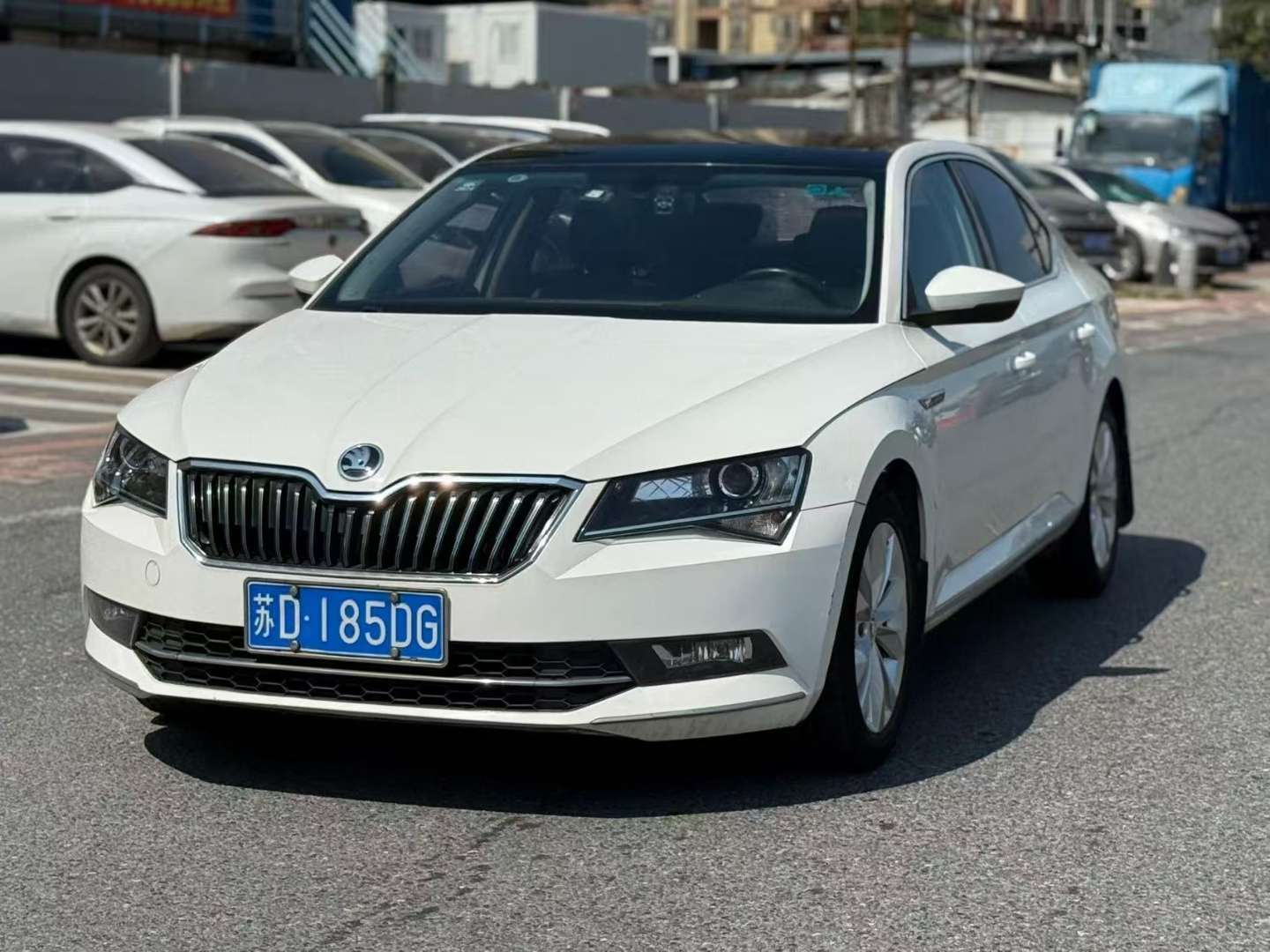 Skoda Superb 1.8T Automatic Zhixing Edition 330 High Trim
