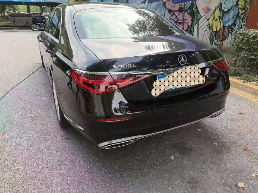 Mercedes-Benz S-Class S400L 4