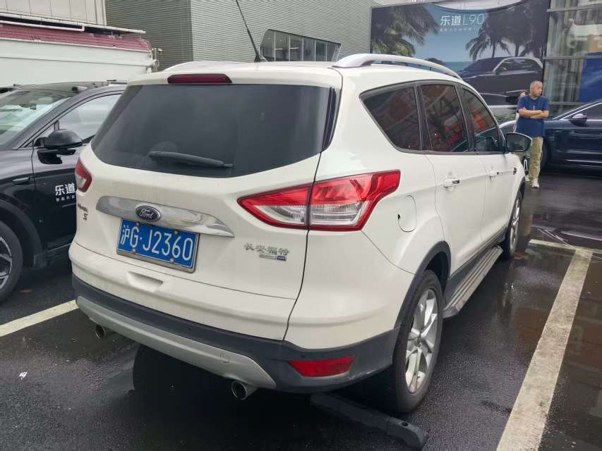 Ford Kuga 2.0T AWD Sport 9